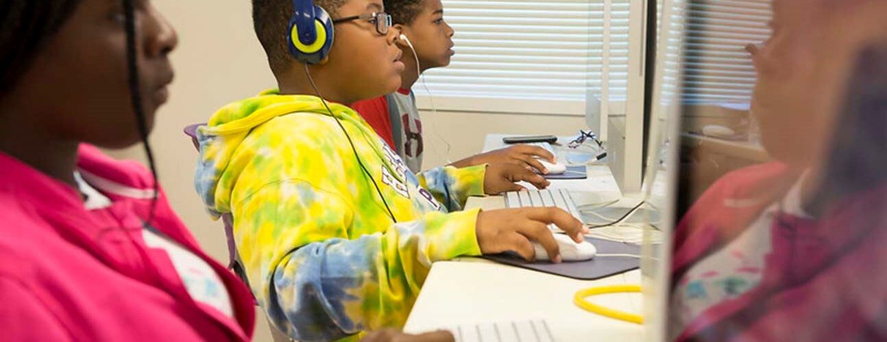 black kids in computer lab
