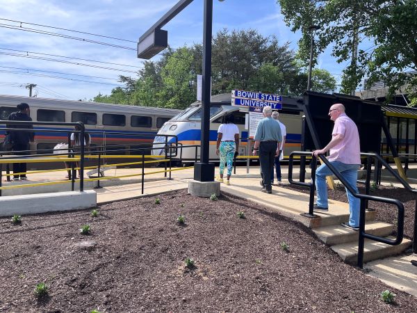 Amtrak Train at Bowie Station